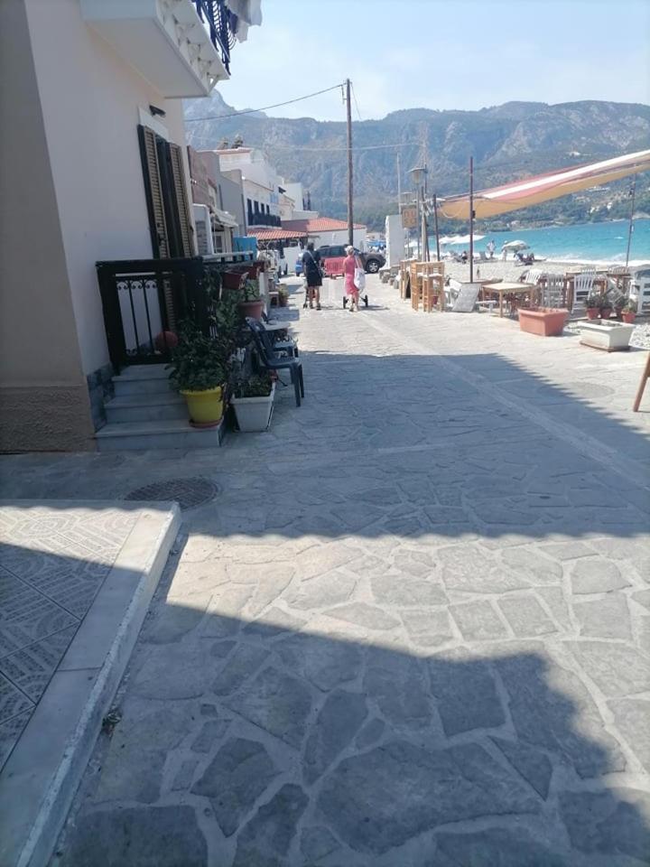 Vicky's Kokkari